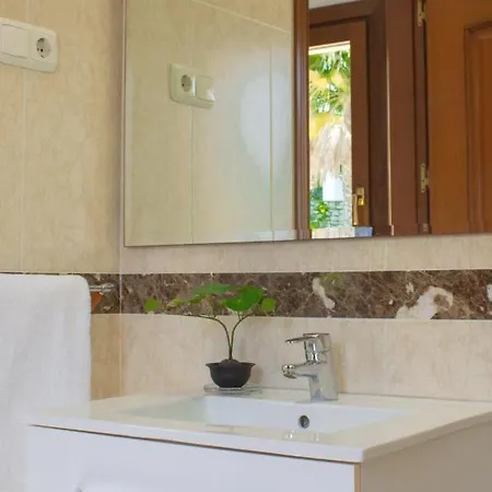 Imperial - Chalet Independiente En *