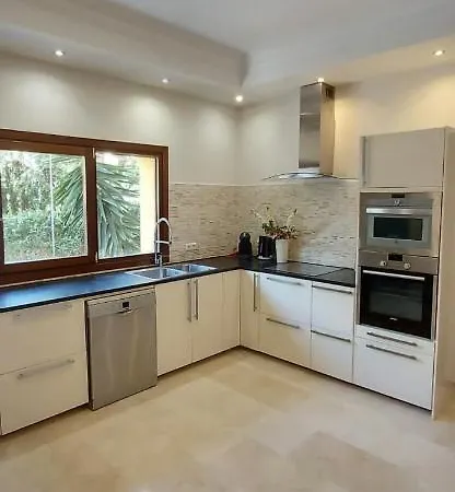Apartment Imperial - Chalet Independiente En Marbella